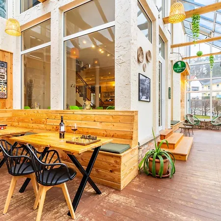 Tropenhaus Bansin 公寓式酒店 3*